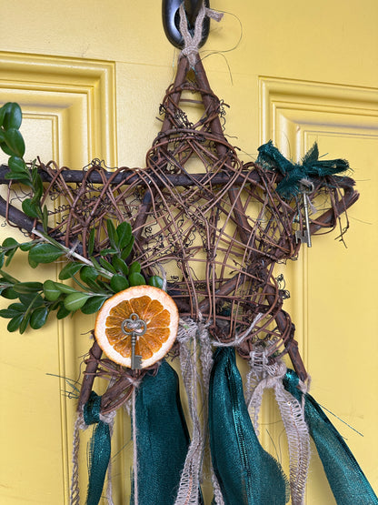 Class- DIY Wreath with The Hokestead and My Crafting Attic